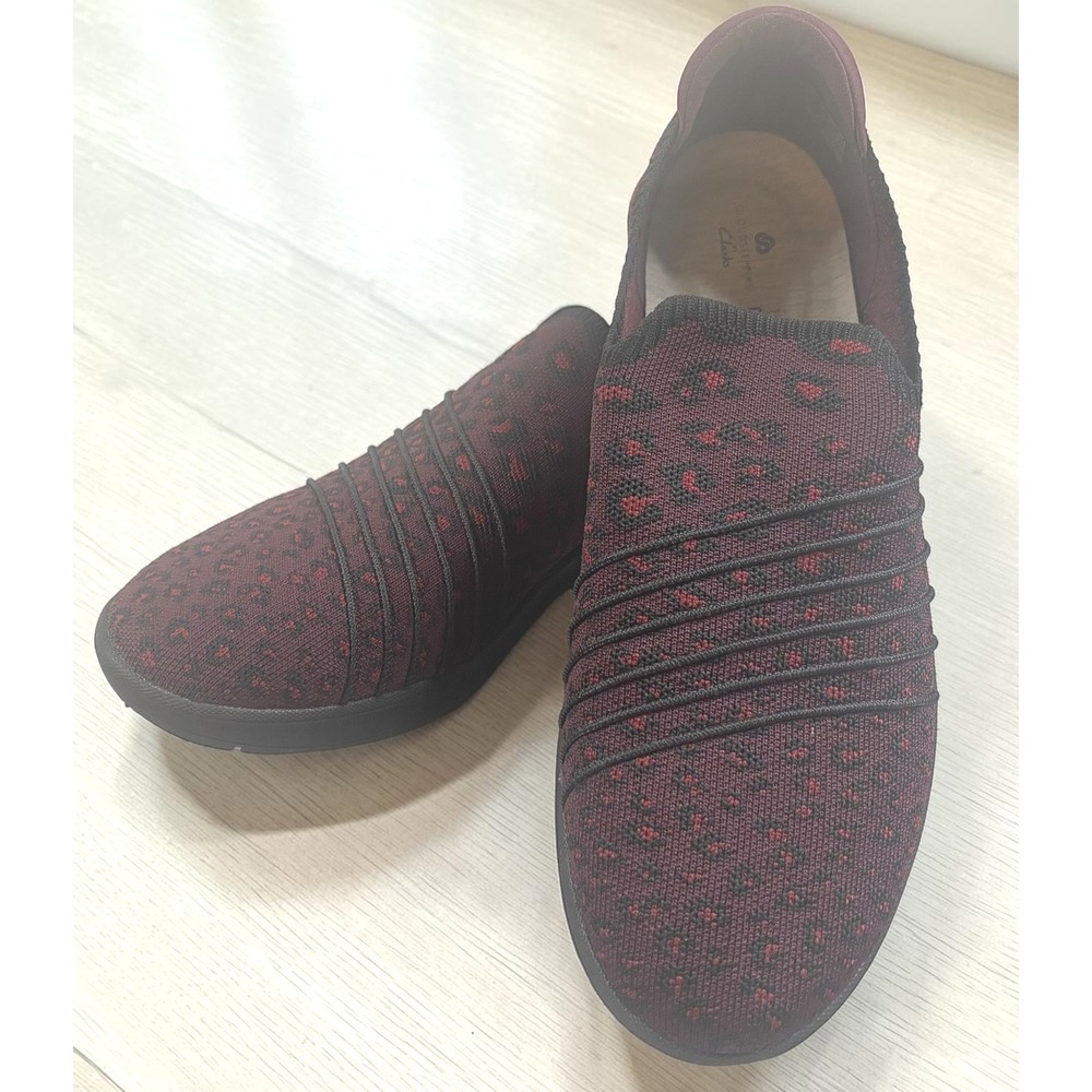 Clarks Adella Cloudstepper Burgundy Black Leopard Print‎ Slip On Shoes Woman 10